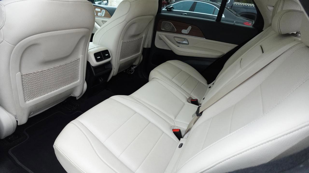 Used 2022 Mercedes-Benz GLE 350 4MATIC w/ 3rd Row Seat Package image 15