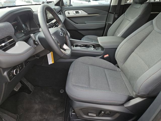 New 2025 Ford Explorer Active image 23