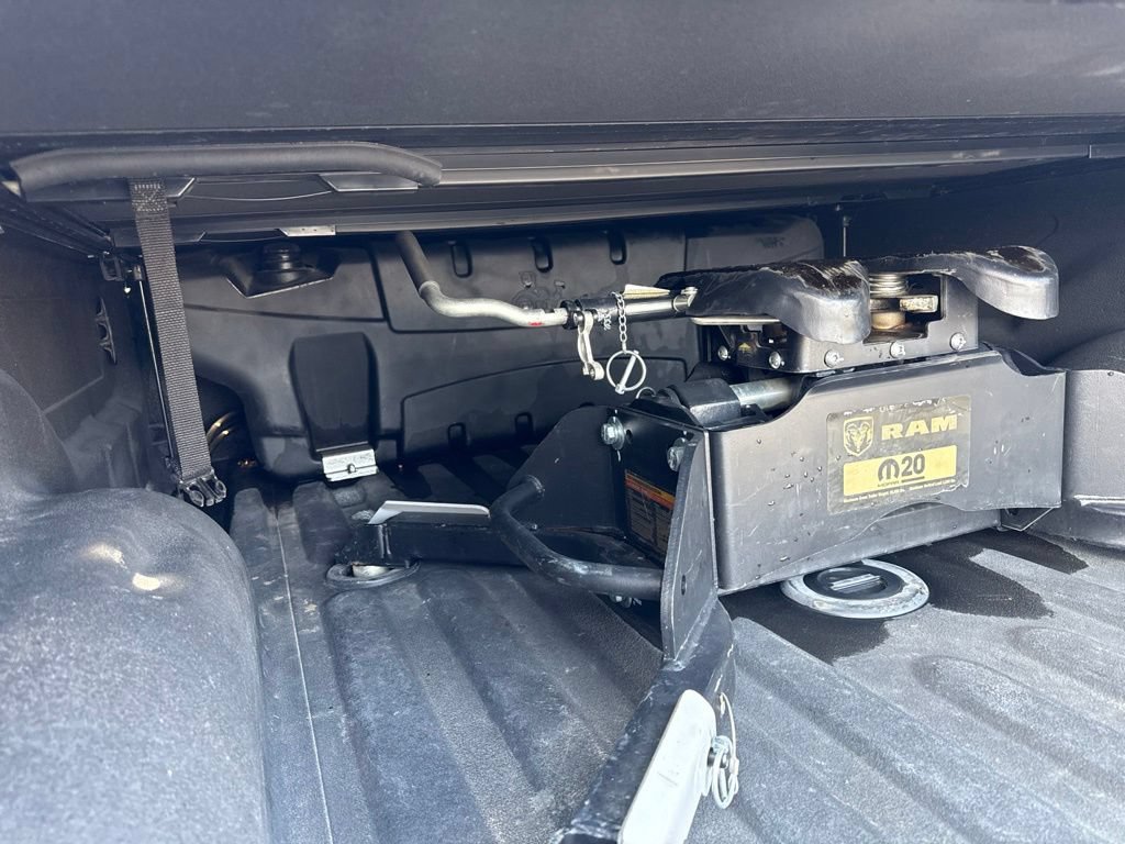 Used 2023 RAM 3500 Limited AWD/4WD image 7