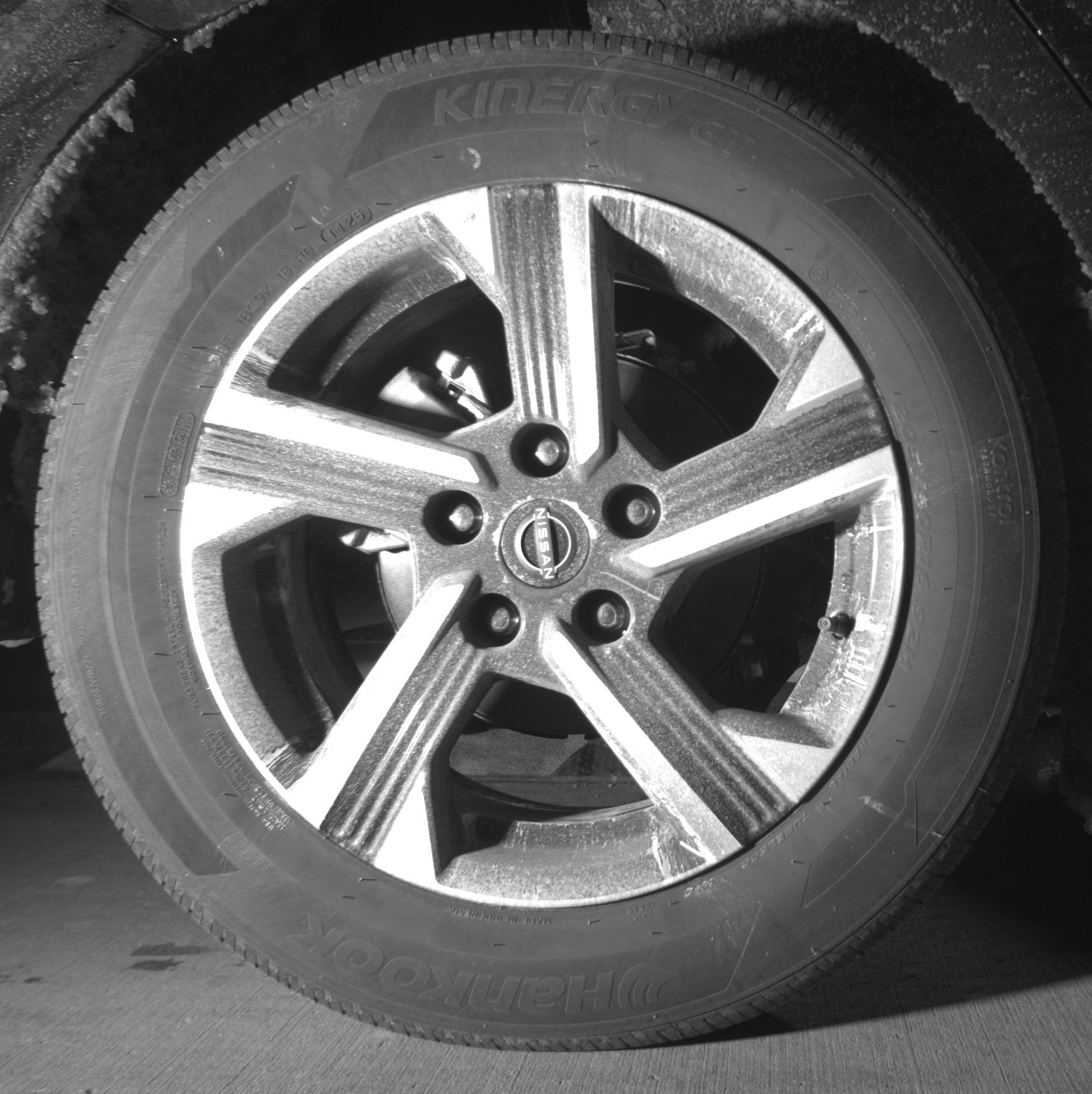 Used 2025 Nissan Sentra SV FWD image 15