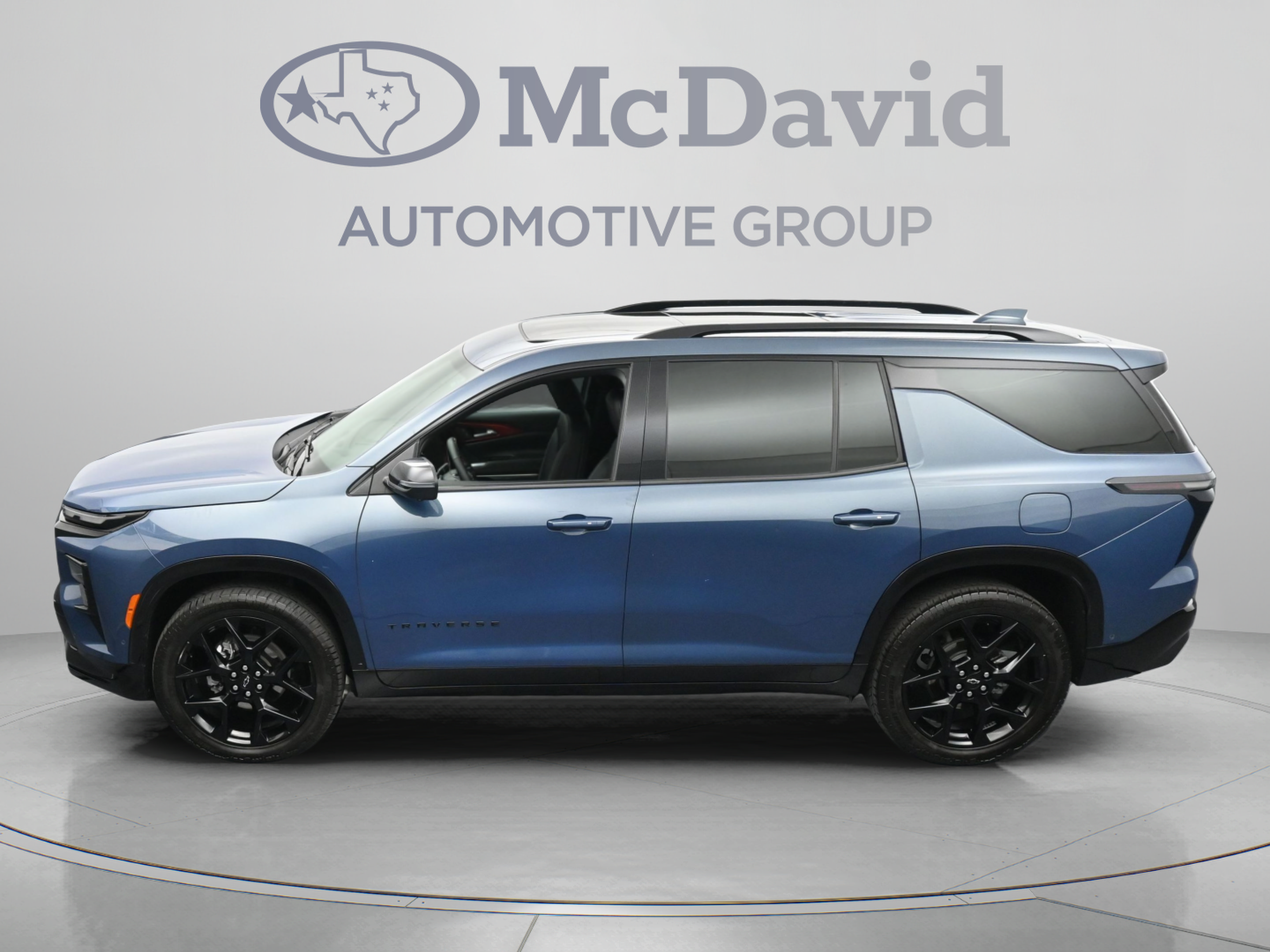Used 2025 Chevrolet Traverse RS w/ LPO, Cargo Package AWD/4WD image 37