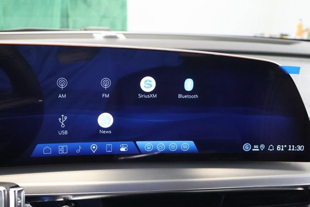 New 2026 Cadillac Lyriq Luxury image 19