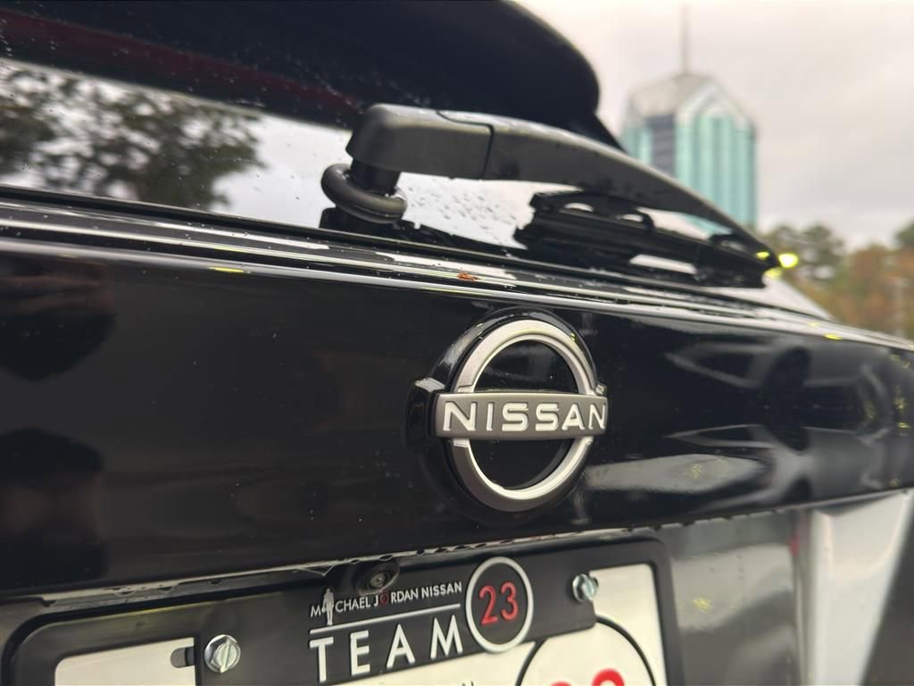 New 2026 Nissan Kicks SR image 13