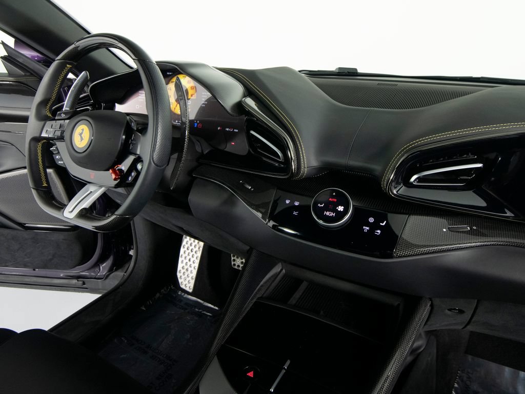 Used 2025 Ferrari Purosangue AWD/4WD image 25