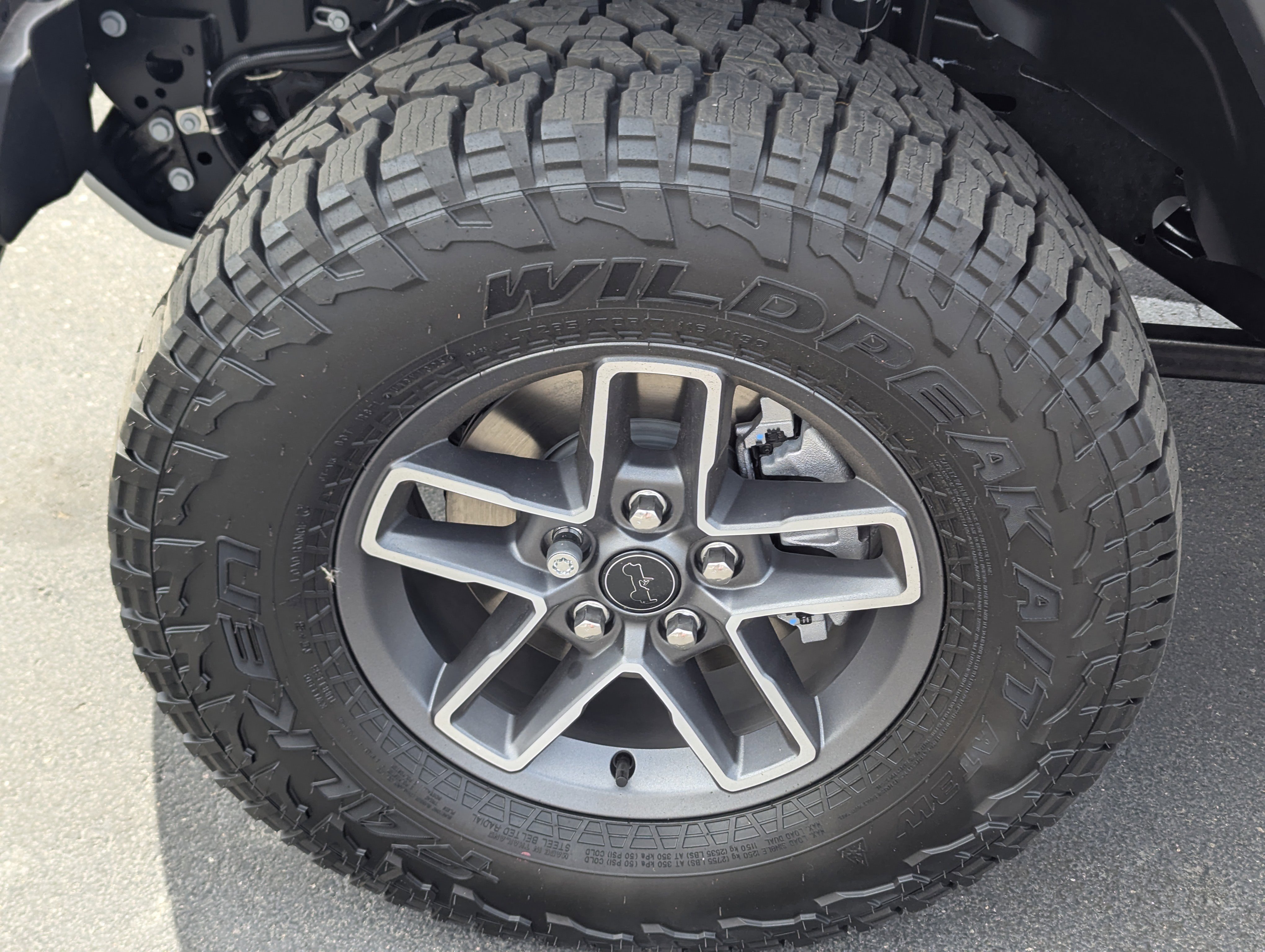New 2025 Jeep Gladiator Mojave w/ Safety Group image 7