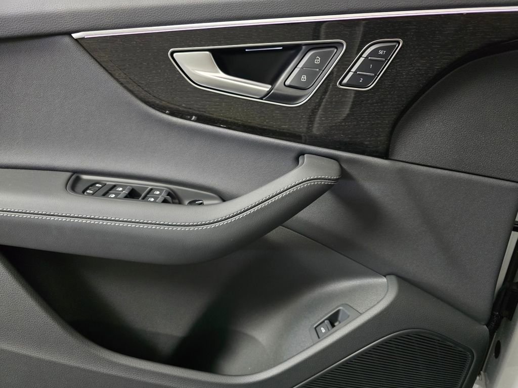 New 2026 Audi Q7 3.0T Premium Plus image 13