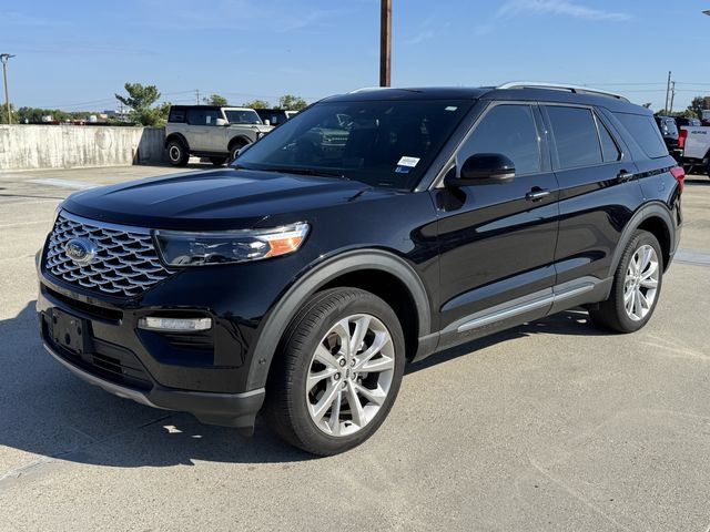 Used 2022 Ford Explorer Platinum w/ Equipment Group 601A AWD/4WD image 6