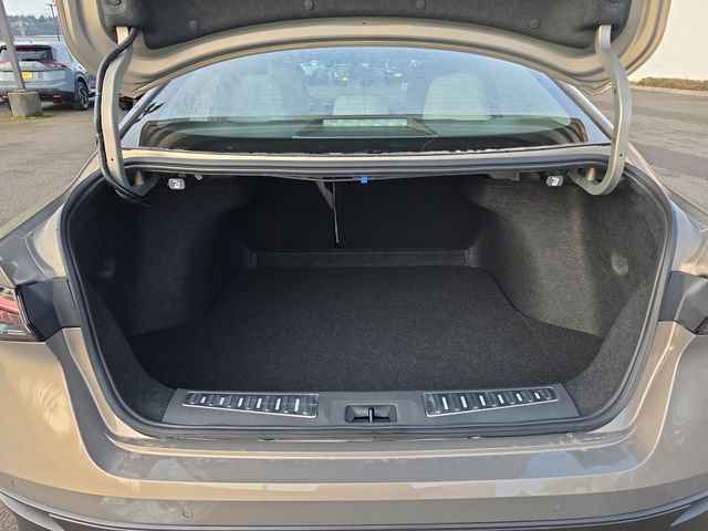 New 2026 Nissan Sentra SL w/ Floor Mat Package FWD image 12