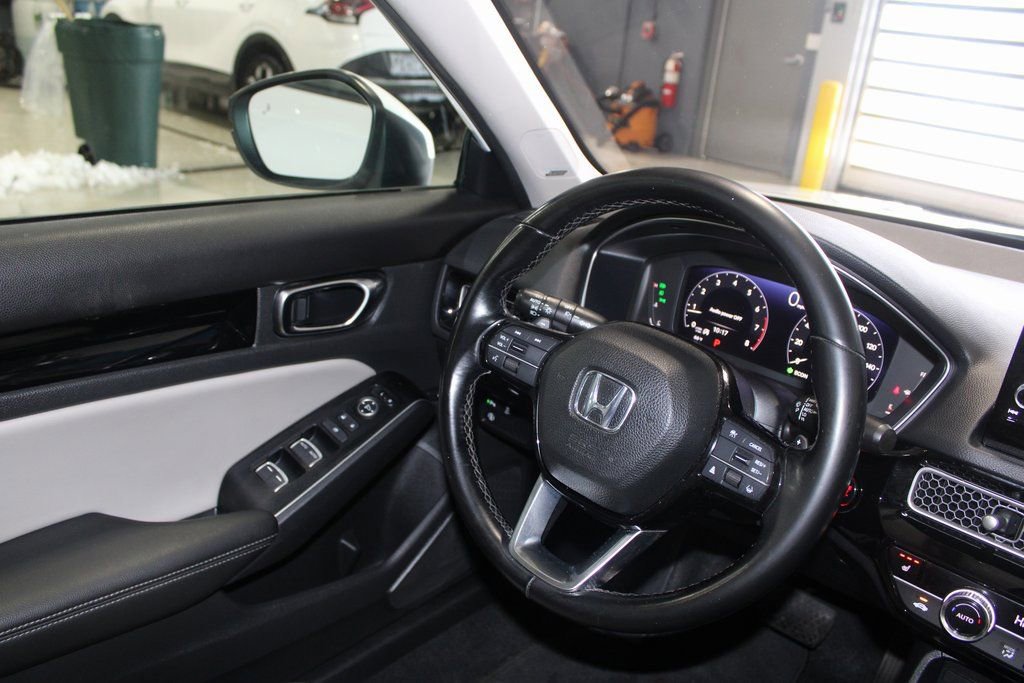 Used 2022 Honda Civic Touring image 23