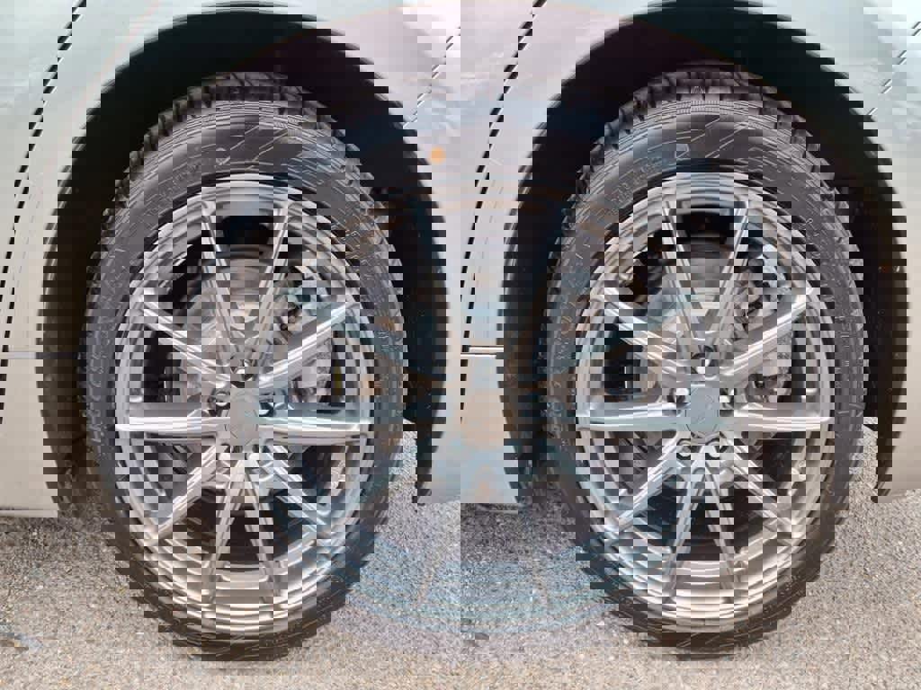 Used 2017 Lexus CT 200h image 9