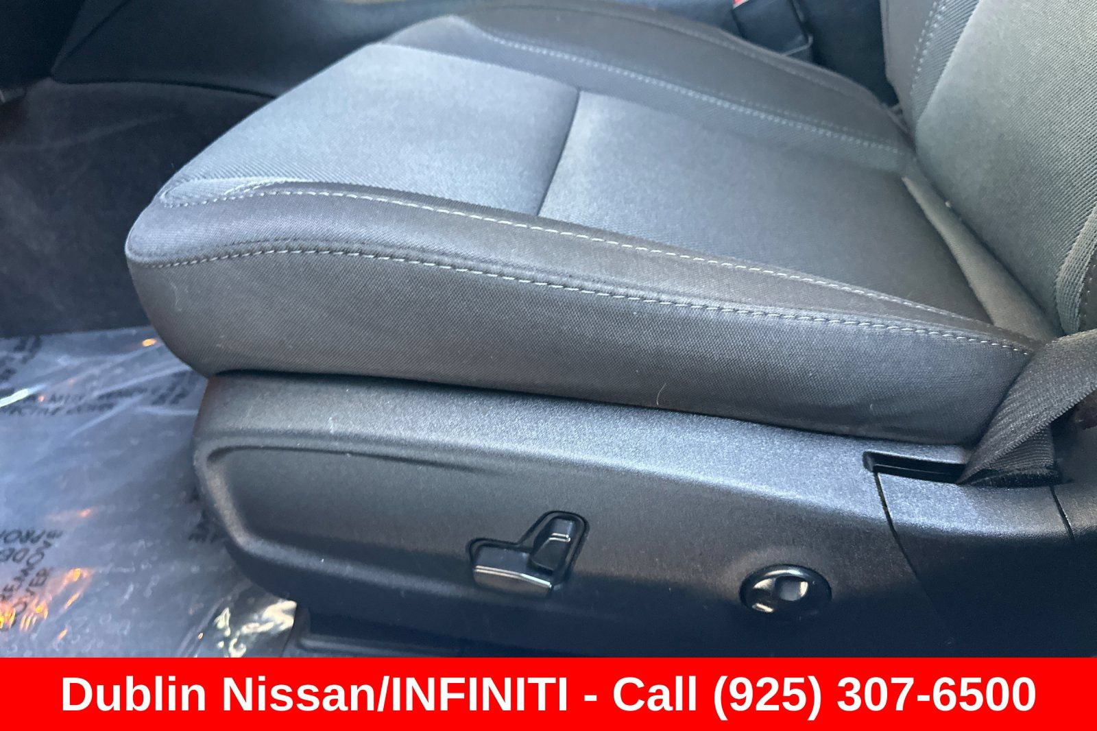 Used 2018 Dodge Charger R/T w/ Blacktop Package RWD image 14