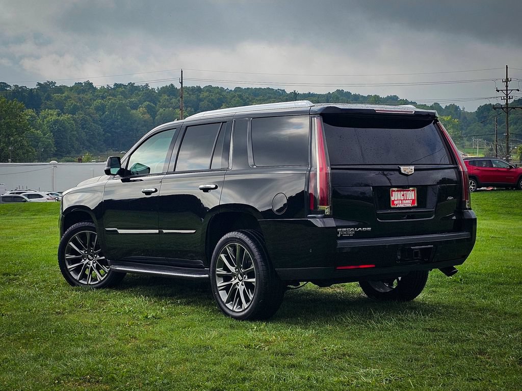 Used 2020 Cadillac Escalade Luxury w/ Escalade Sport Edition RWD image 5
