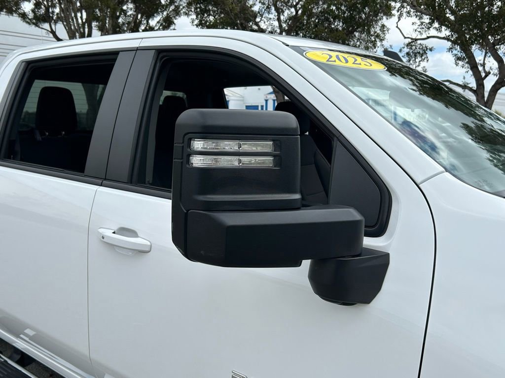 Used 2025 Chevrolet Silverado 2500 LT w/ Convenience Package image 44