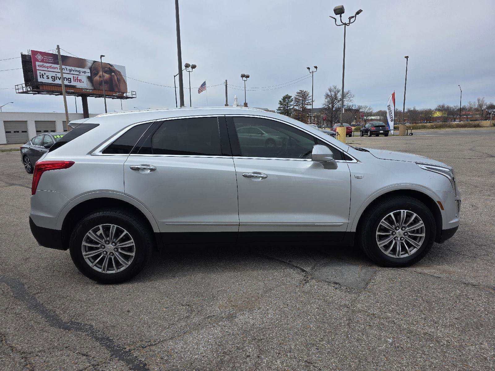 Used 2019 Cadillac XT5 Luxury FWD image 4