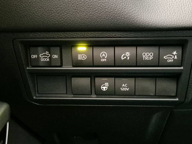 New 2026 Toyota Tundra Limited AWD/4WD image 18
