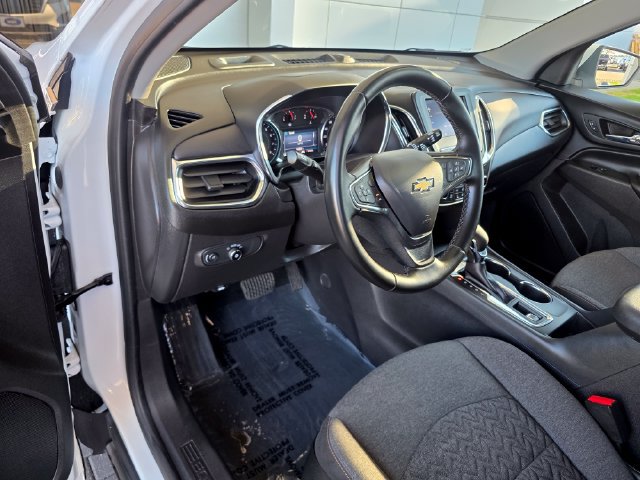 Used 2024 Chevrolet Equinox LT AWD/4WD image 21