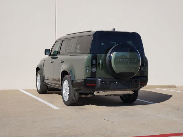 New 2026 Land Rover Defender 130 X-Dynamic SE image 3