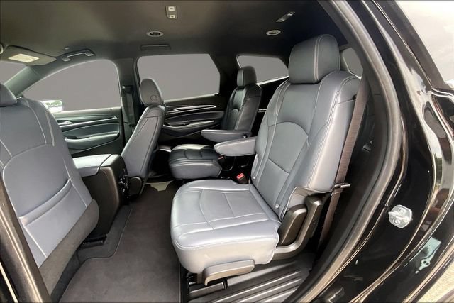 Used 2024 Buick Enclave Premium AWD/4WD image 24