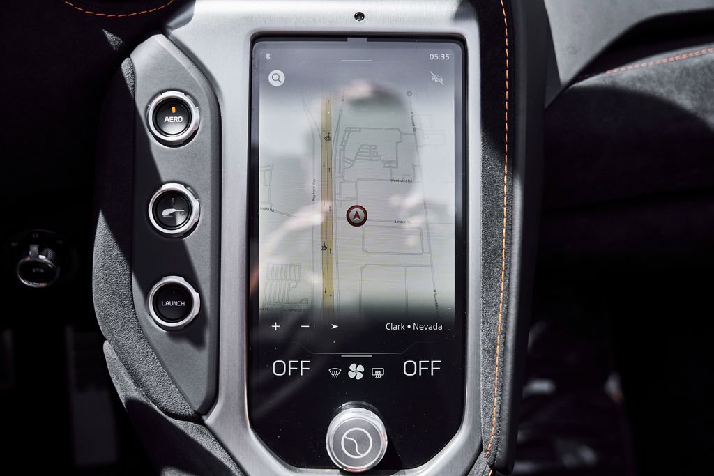 Used 2025 McLaren 750S Spider RWD image 72