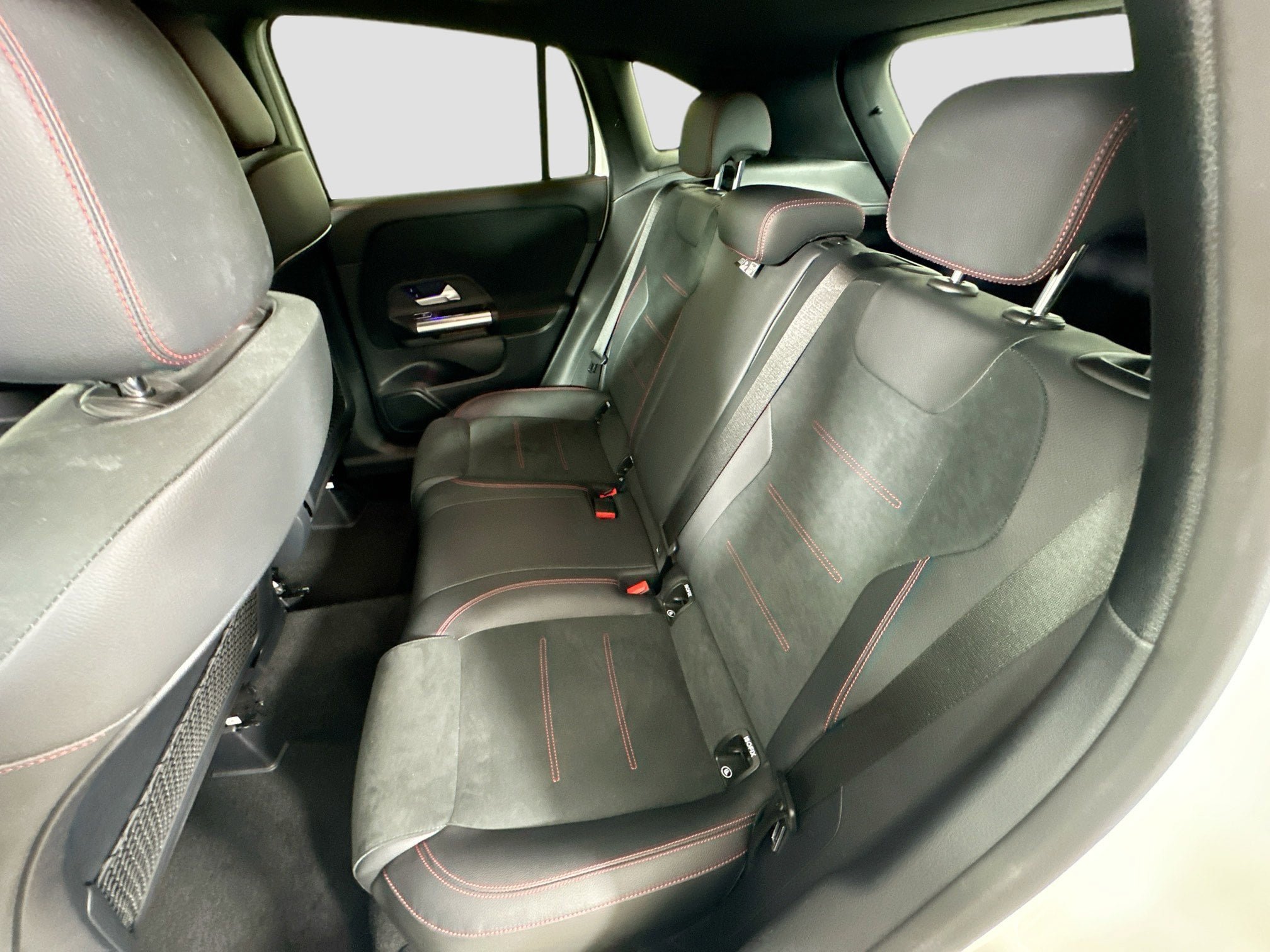 Certified 2023 Mercedes-Benz GLA 250 4MATIC image 28