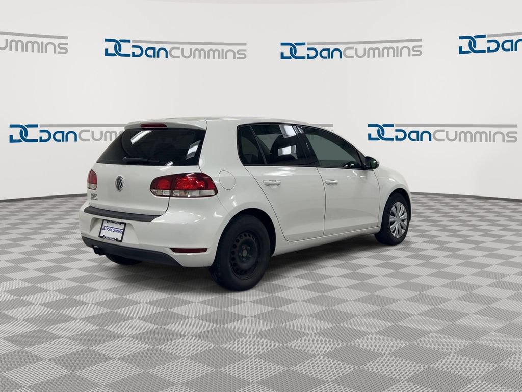 Used 2011 Volkswagen Golf 4-Door FWD image 8