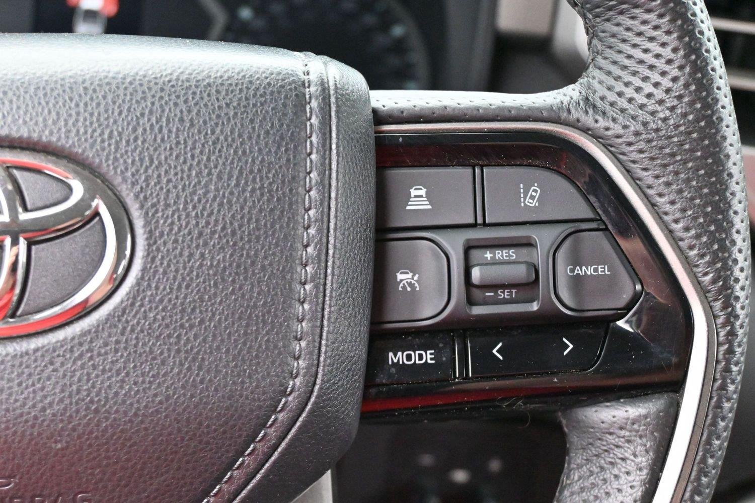 Used 2023 Toyota Tundra Limited AWD/4WD image 19