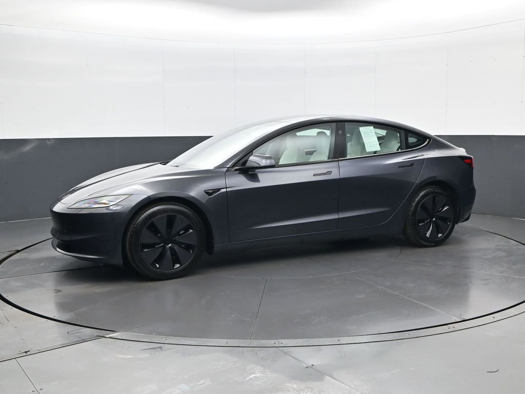 Used 2025 Tesla Model 3 Long Range image 8