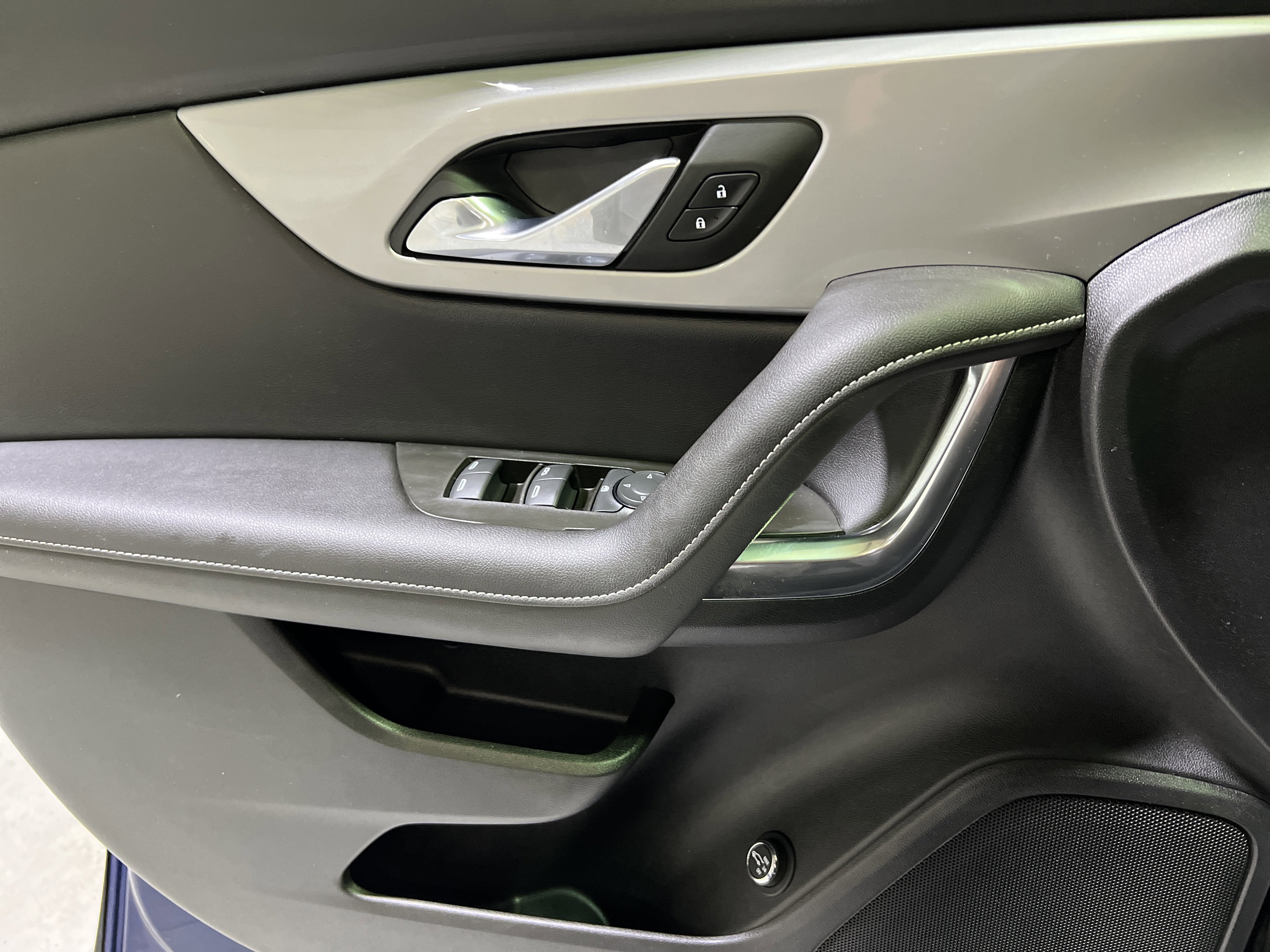 Certified 2023 Chevrolet Blazer LT w/ Midnight/Sport Edition image 25