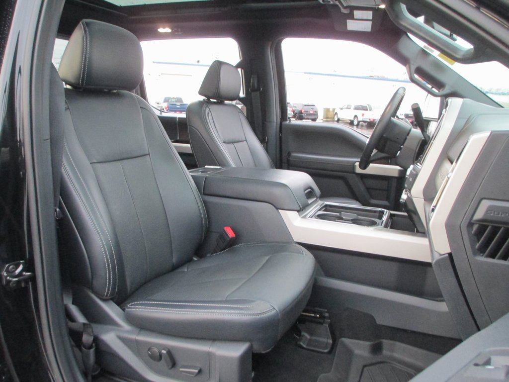 Used 2022 Ford F250 Lariat w/ Black Appearance Package image 23