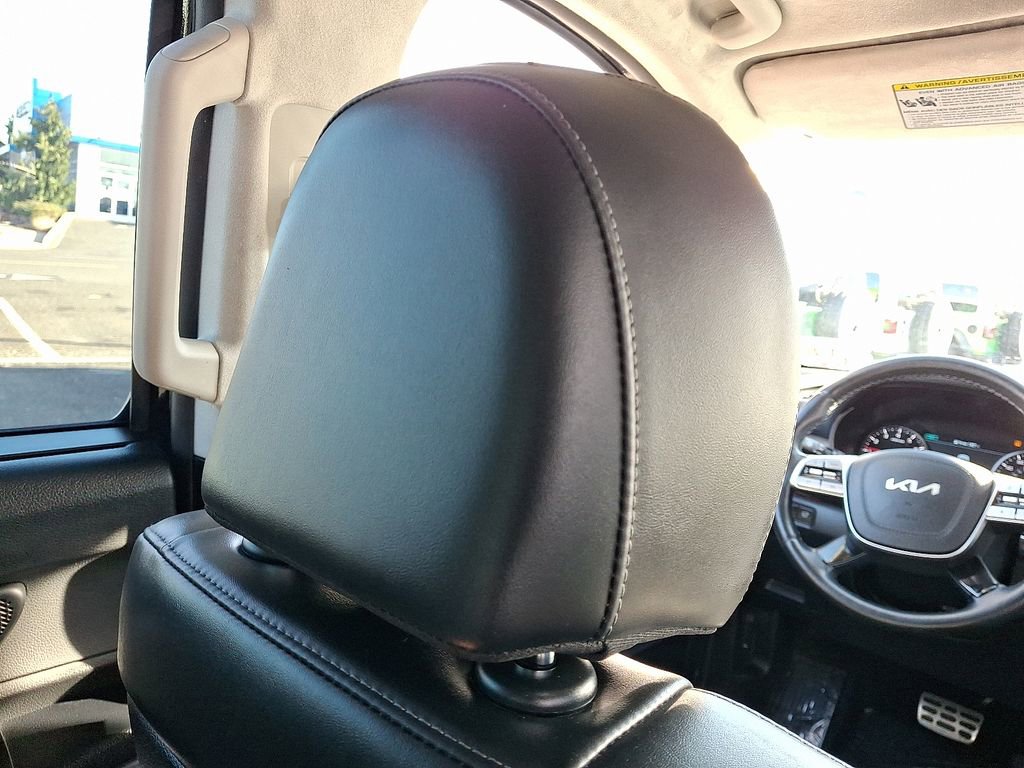 Used 2022 Kia Telluride SX w/ SX Prestige Package image 14