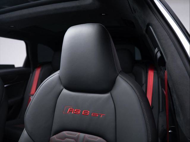 Used 2025 Audi RS 6 performance image 14