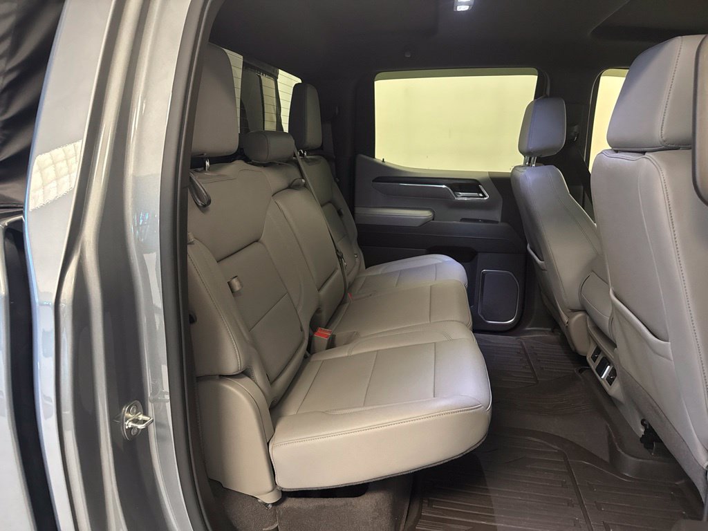 Used 2024 GMC Sierra 1500 SLT w/ LPO, GMC Protection Package AWD/4WD image 19