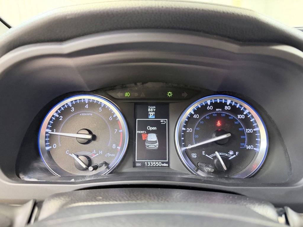 Used 2015 Toyota Highlander XLE AWD/4WD image 46