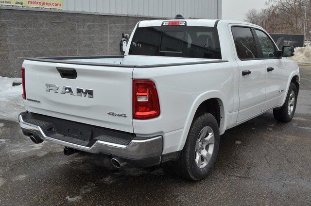 New 2026 RAM 1500 Big Horn AWD/4WD image 8