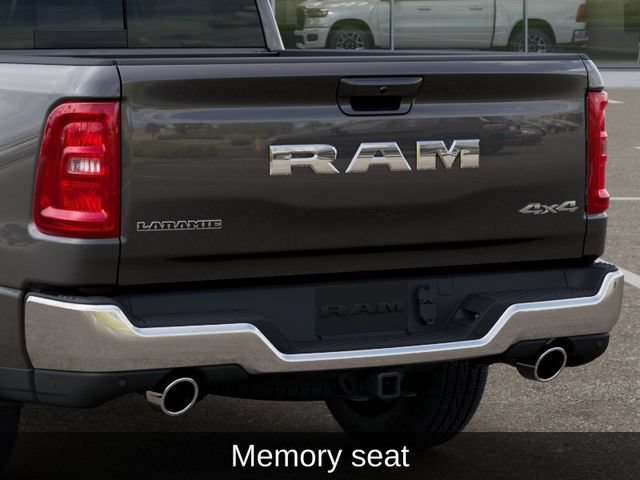 New 2026 RAM 1500 Laramie AWD/4WD image 15
