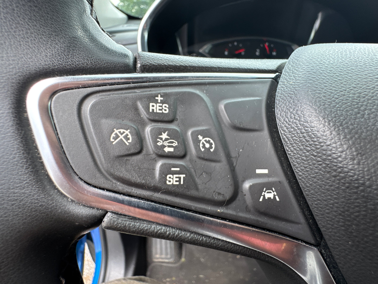 Used 2024 Chevrolet Equinox LT AWD/4WD image 29