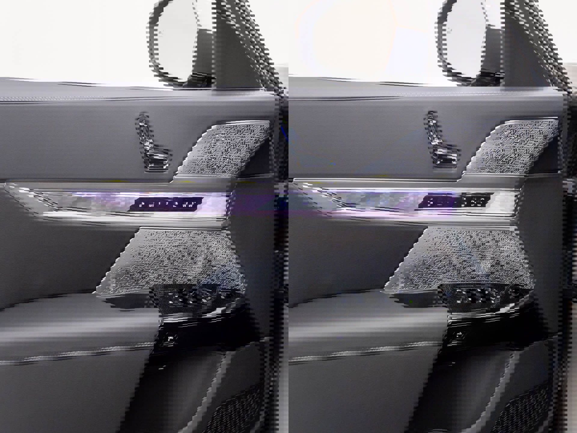 New 2026 BMW 750e xDrive w/ Executive Package image 15