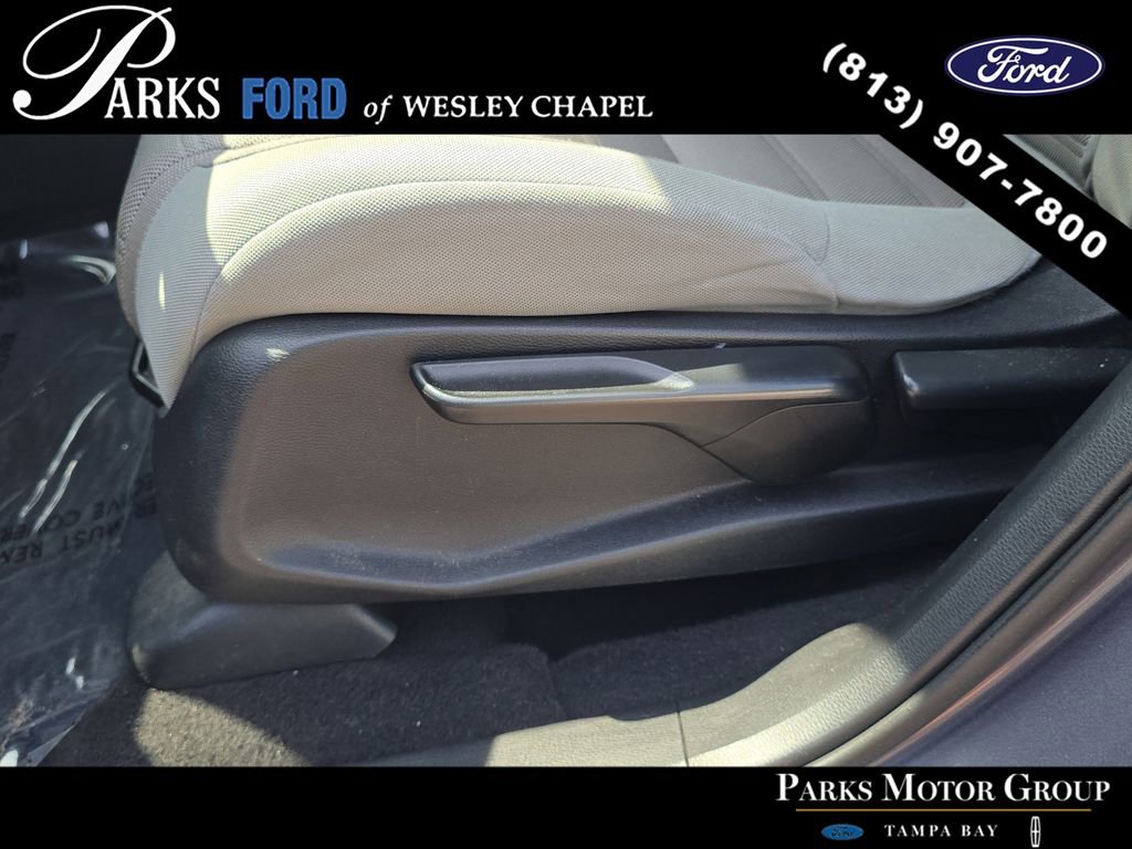 Used 2017 Honda CR-V LX image 18