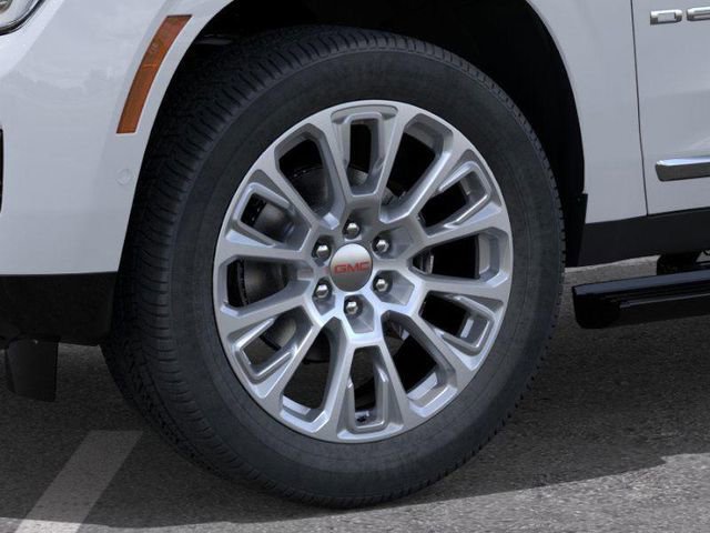New 2026 GMC Yukon XL Denali w/ Denali Reserve Package image 9