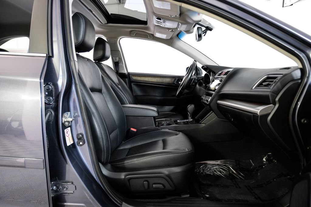 Used 2016 Subaru Outback 3.6R Limited image 33