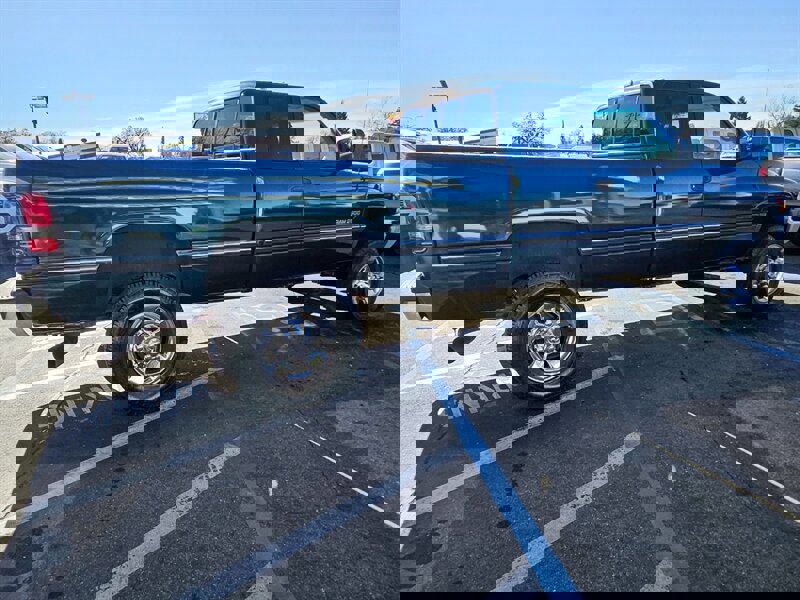 Used 1997 Dodge Ram 2500 Truck 4x4 Club Cab image 7