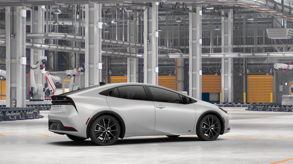 New 2027 Toyota Prius Limited AWD/4WD image 13