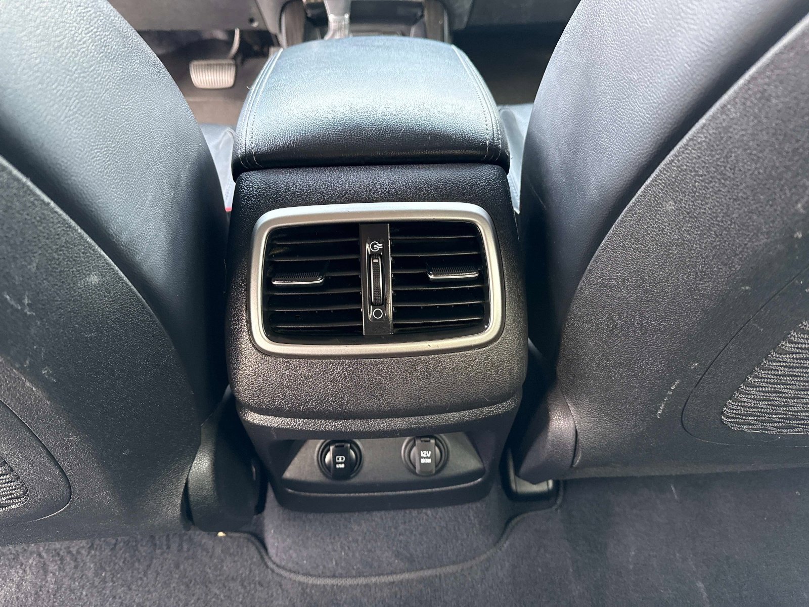 Used 2019 Kia Sorento EX image 18