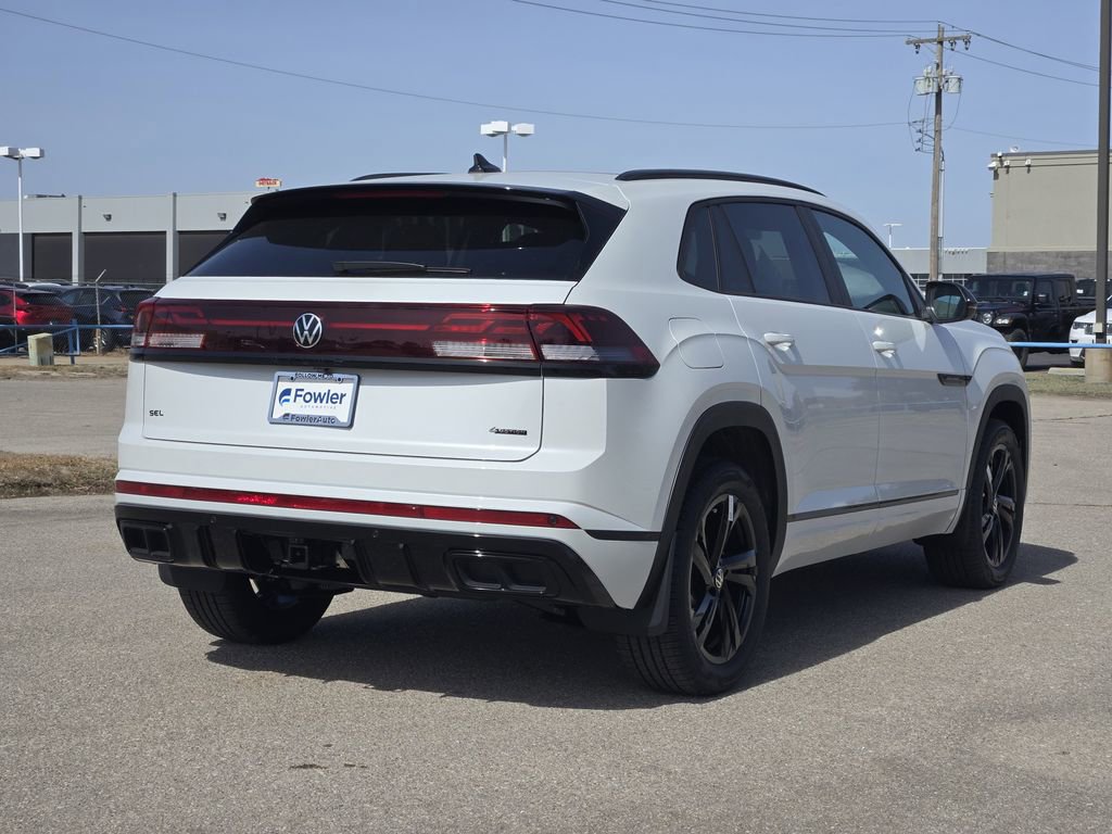 New 2026 Volkswagen Atlas Cross Sport SEL R-Line image 4