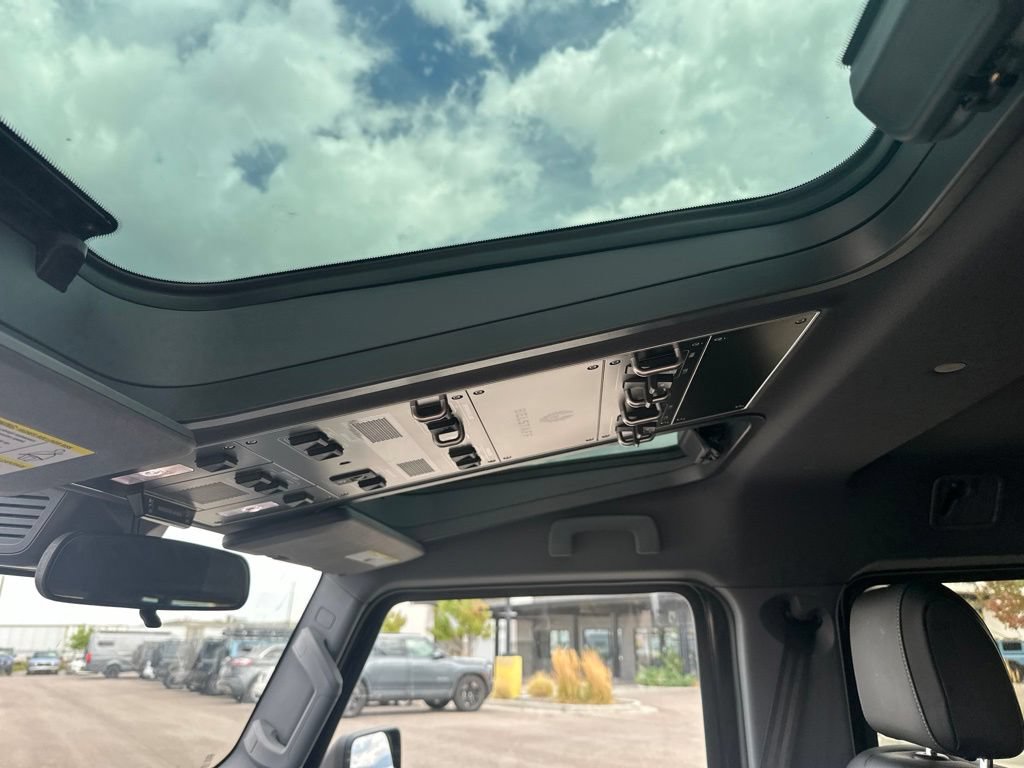 Used 2025 INEOS Grenadier Station Wagon AWD/4WD image 14
