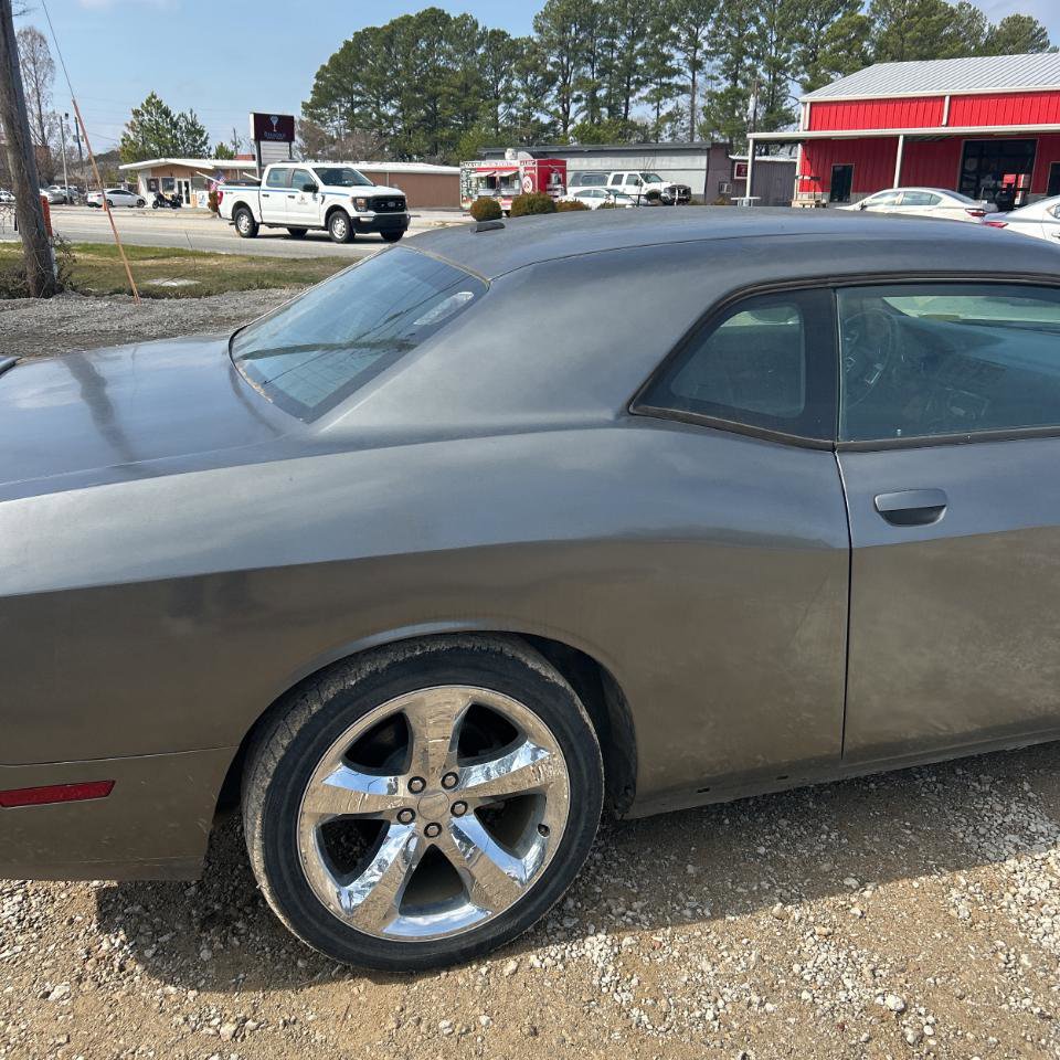 Used 2012 Dodge Challenger SXT Plus image 11