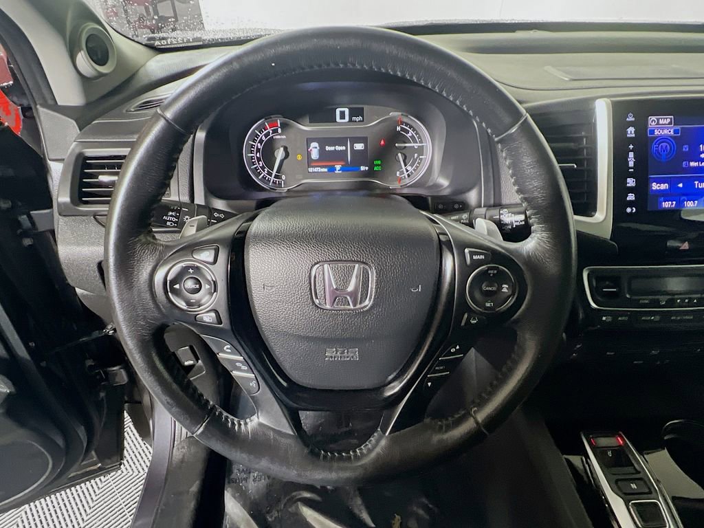 Used 2017 Honda Pilot Elite image 11