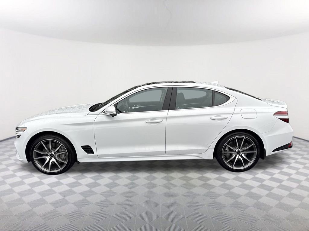 Used 2026 Genesis G70 2.5T Prestige image 8