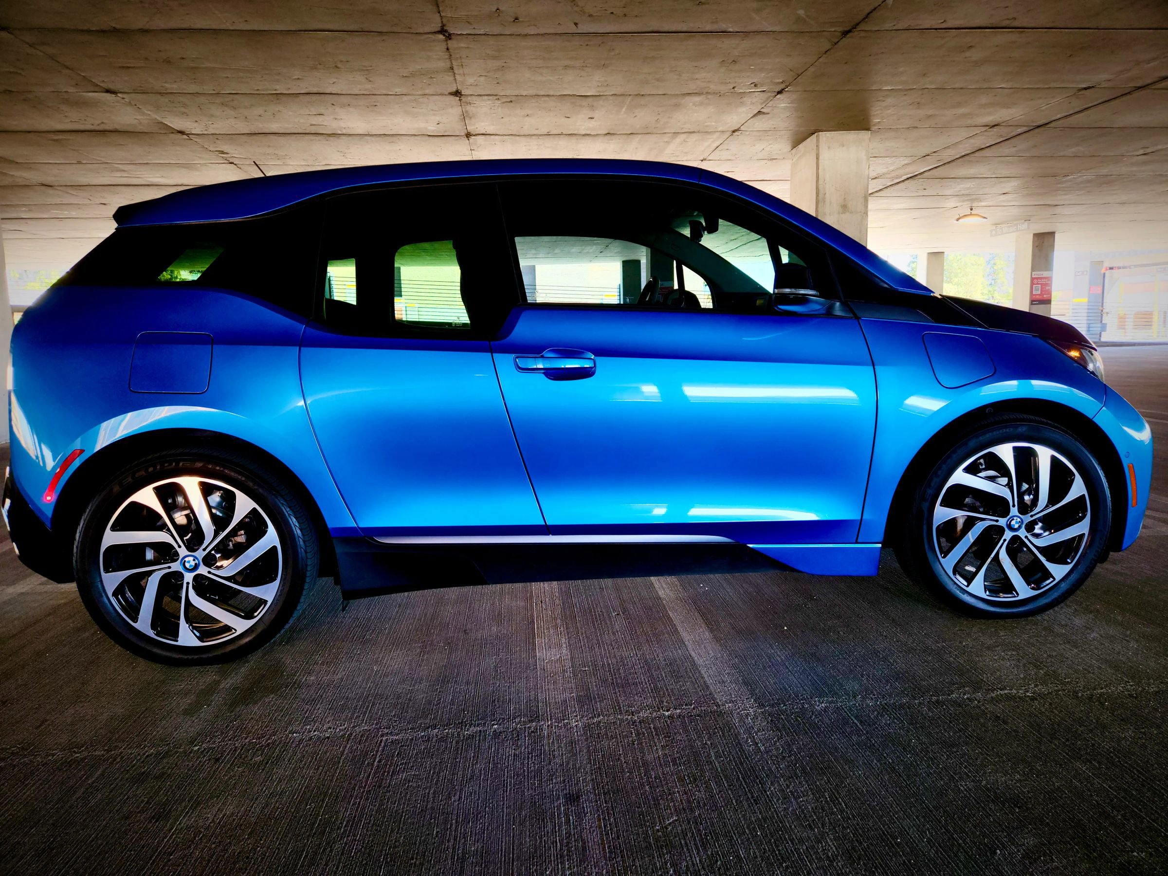 Used 2017 BMW i3 w/ Range Extender image 7