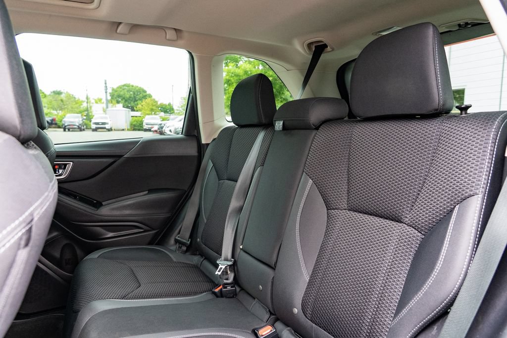 Used 2022 Subaru Forester Premium AWD/4WD image 23
